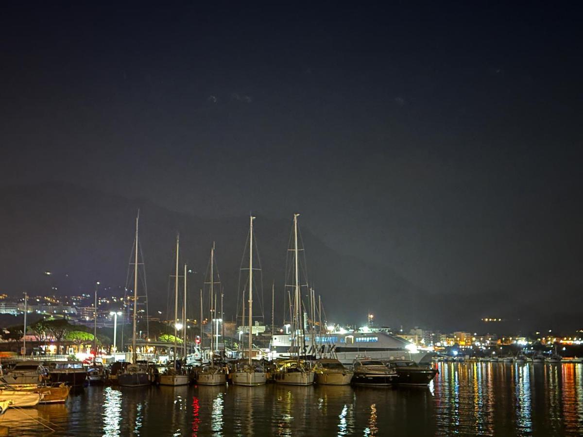Bed and Breakfast Al Centro Formia Exterior foto
